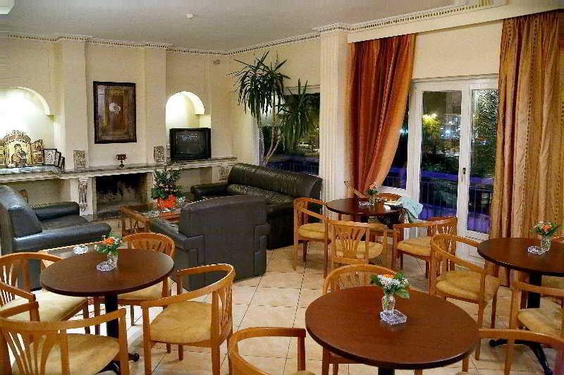 Achillion Hotel Tríkala Екстериор снимка