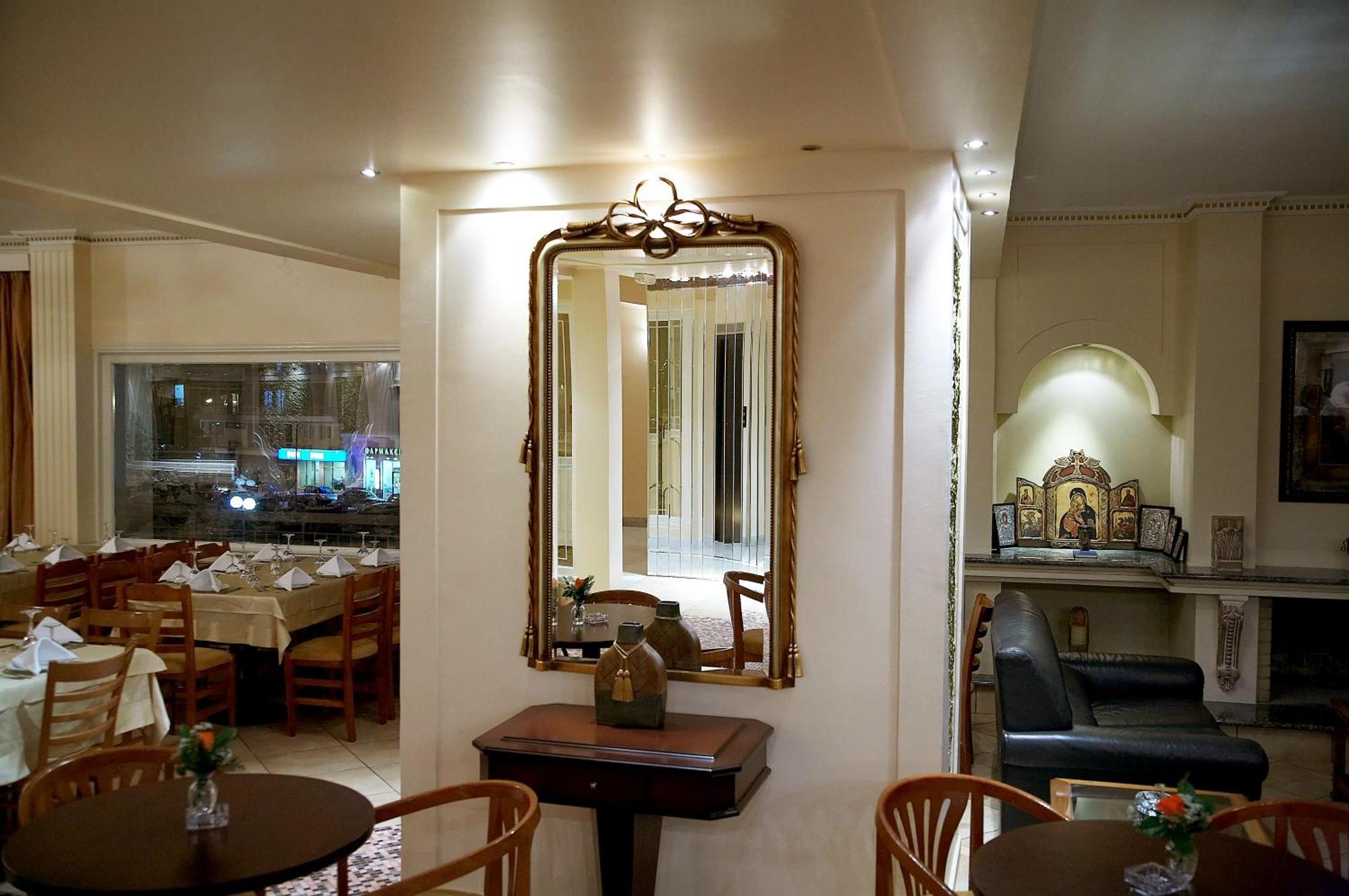 Achillion Hotel Tríkala Екстериор снимка